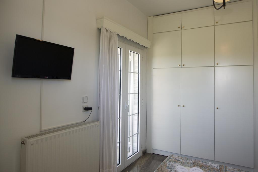 Villa Blue Apartments Ajía Triáda Kültér fotó
