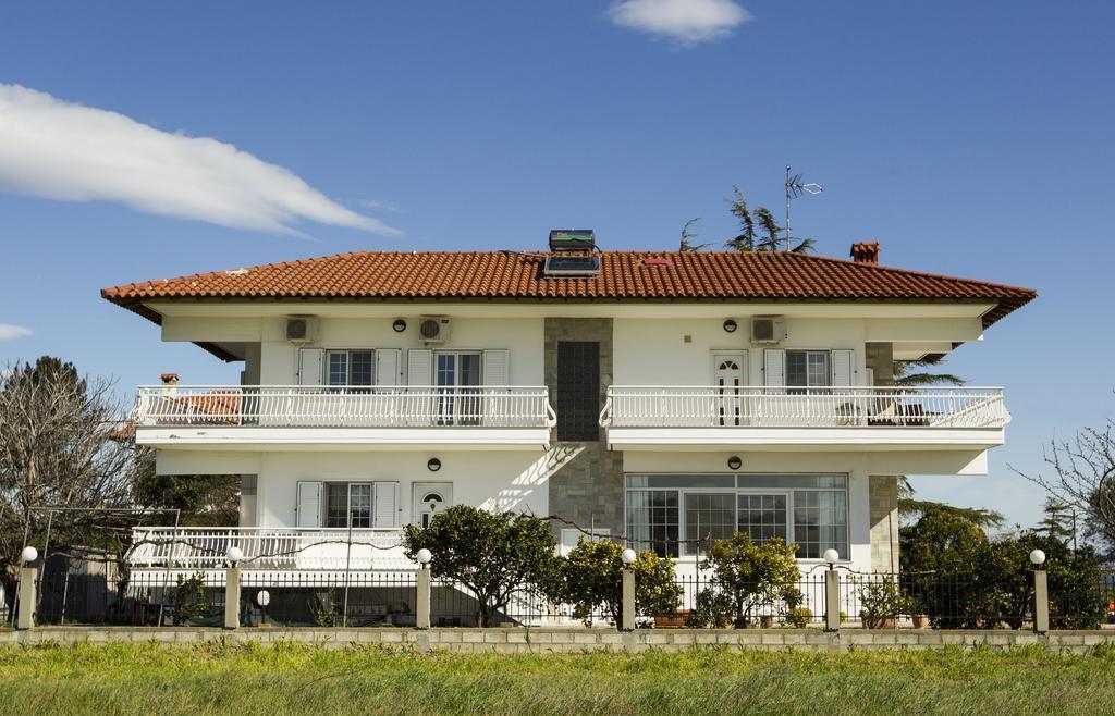Villa Blue Apartments Ajía Triáda Kültér fotó
